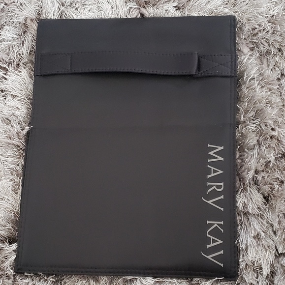 Mary Kay Bags Mary Kay Travel Roll Up Bag 4 Removable Pouches Poshmark